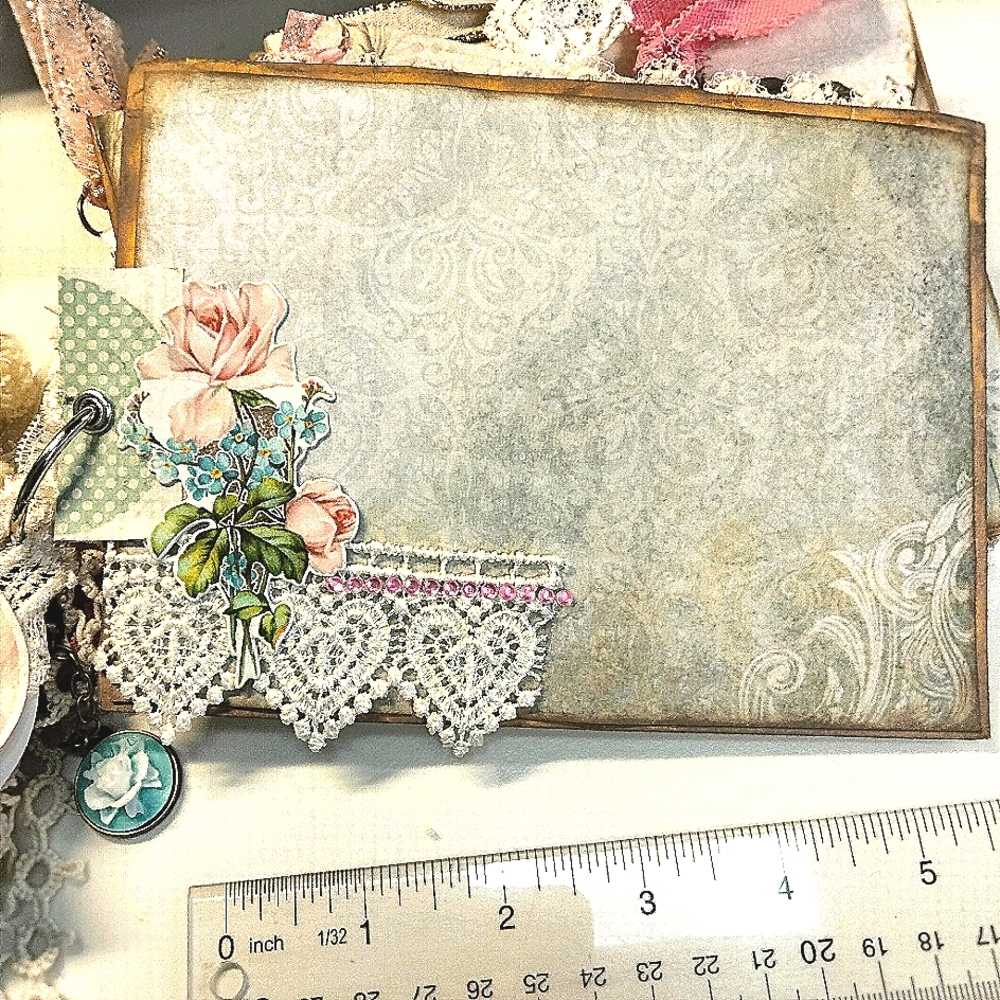 Scrapbook. - Picture 8 of 16
